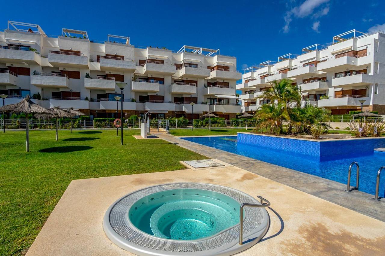 Cb Living - Modern Apartment, Terrazas De Campoamor Dehesa de Campoamor  Екстериор снимка